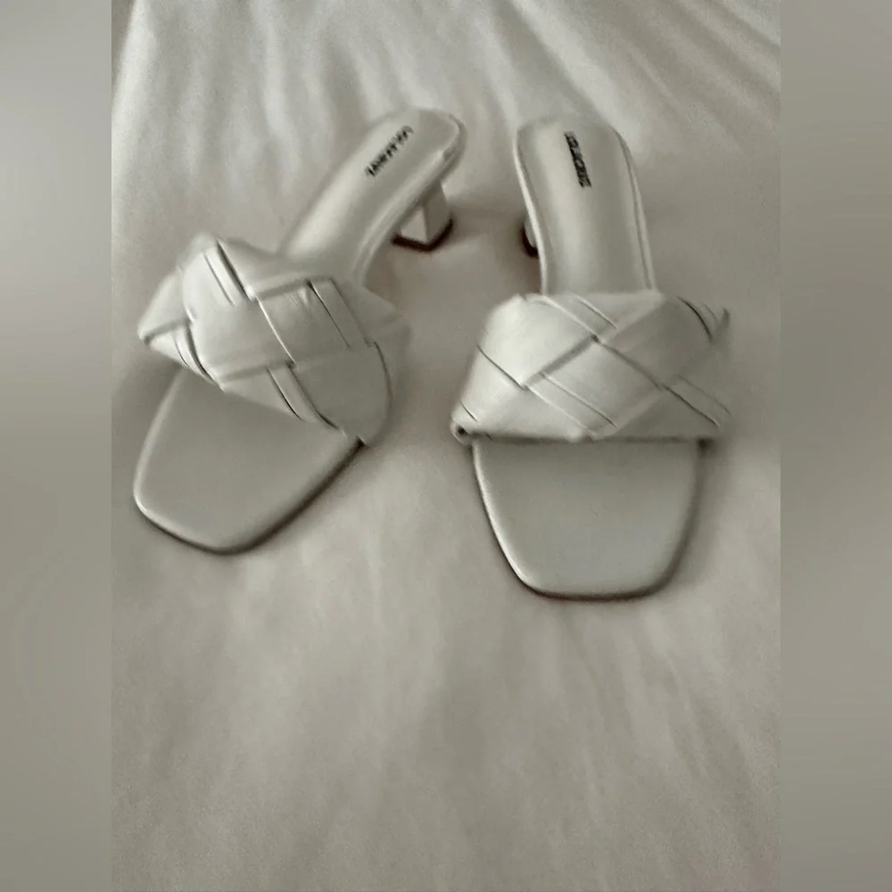 Chic White Heeled Sandals